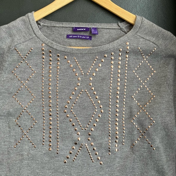 2/$30 Mexx Gray Crew Neck Sweater With Aztec Designs - Picture 4 of 8